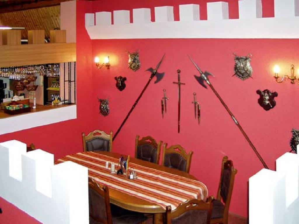 Restaurace A Penzion U Vladaru Mikulasovice ภายนอก รูปภาพ